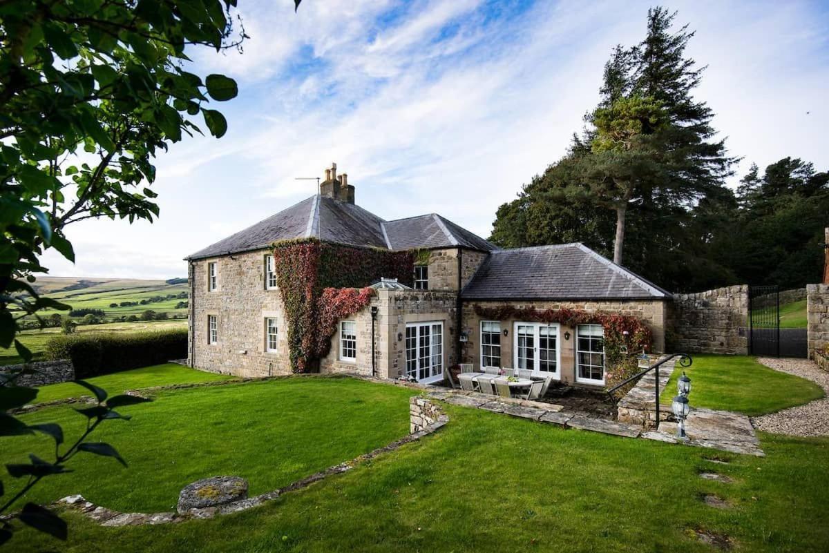Broadgate Farmhouse West Woodburn Экстерьер фото
